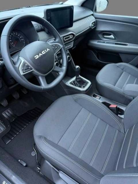 Dacia Sandero 2025