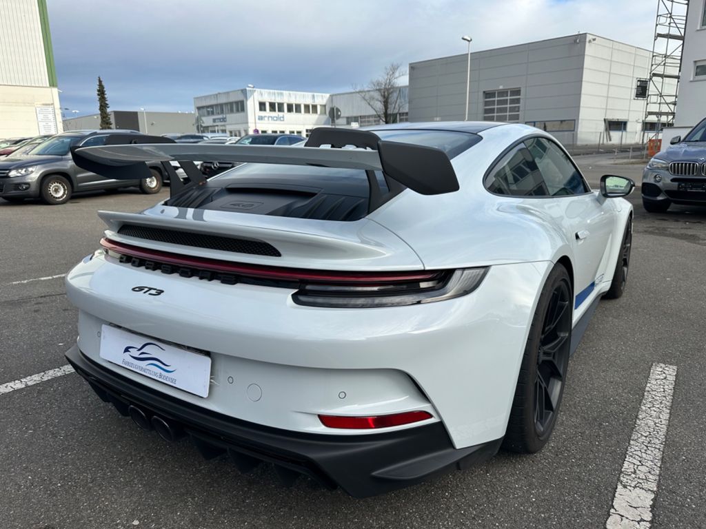 Porsche 992 2023