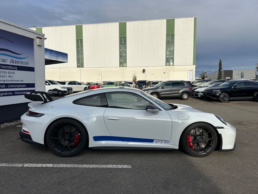 Porsche 992 2023