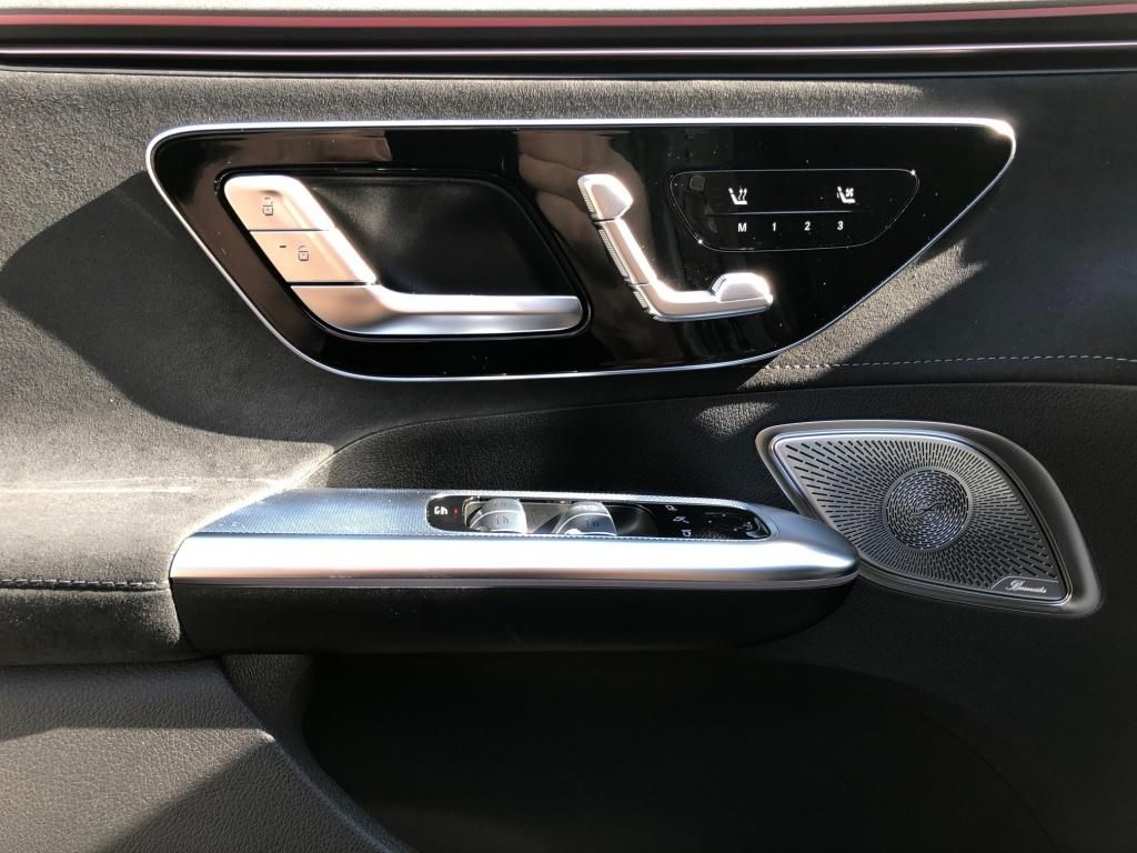 Mercedes-Benz EQE 2023