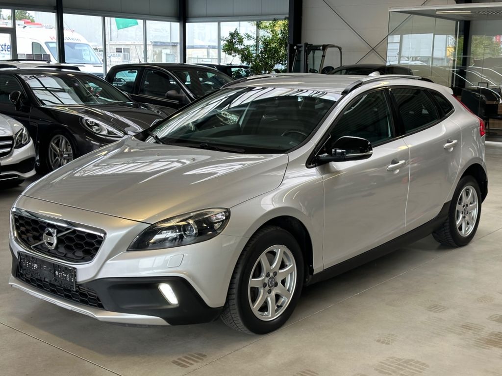 Volvo V40 Cross Country 2015