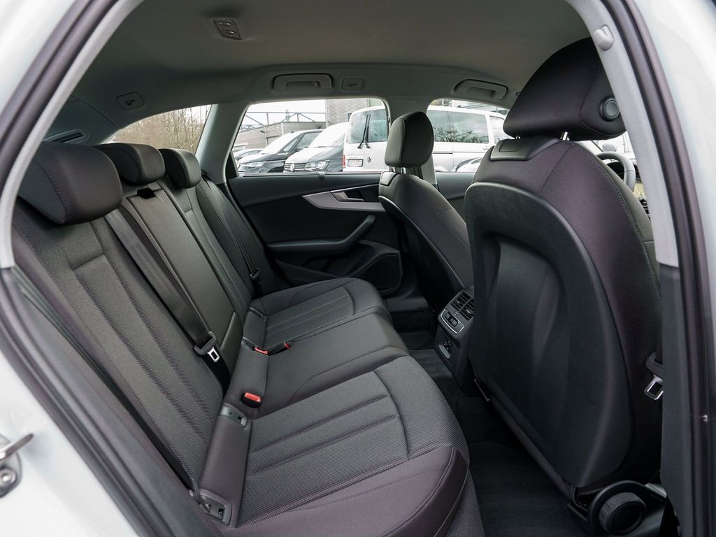 Audi A4 2024