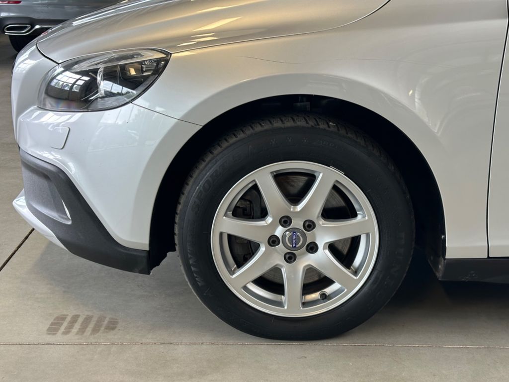Volvo V40 Cross Country 2015