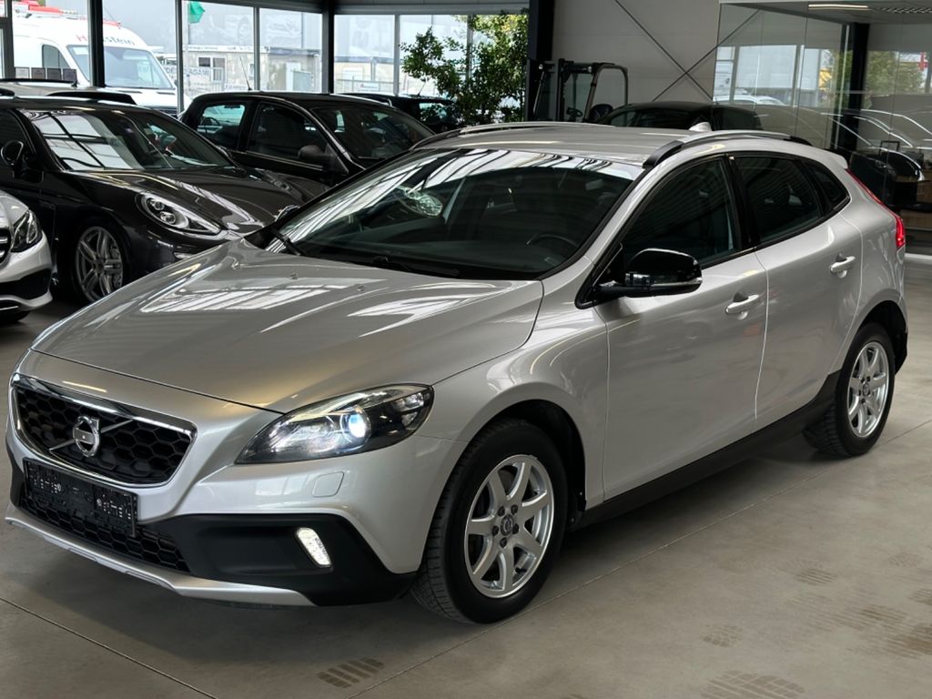 Volvo V40 Cross Country 2015