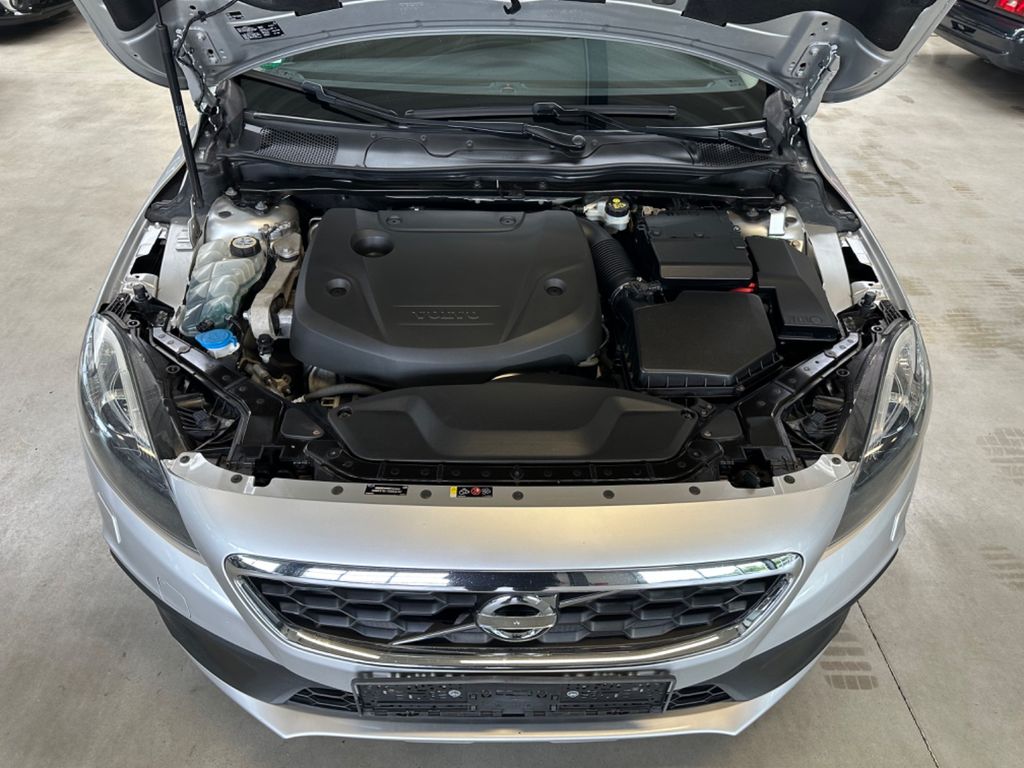 Volvo V40 Cross Country 2015