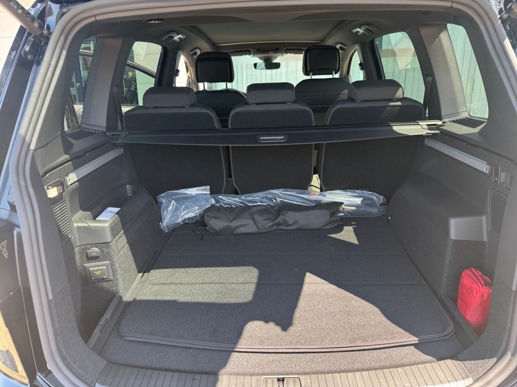 Volkswagen Touran 2025