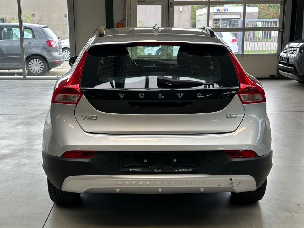 Volvo V40 Cross Country 2015