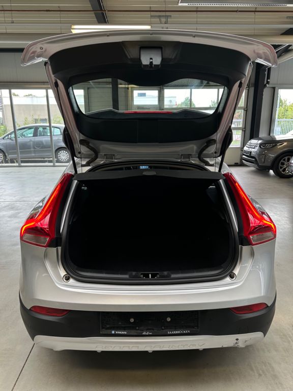 Volvo V40 Cross Country 2015