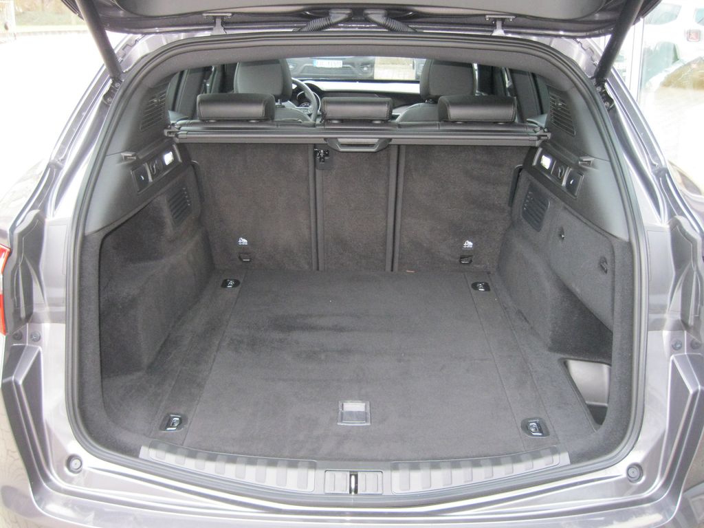 Alfa Romeo Stelvio 2023