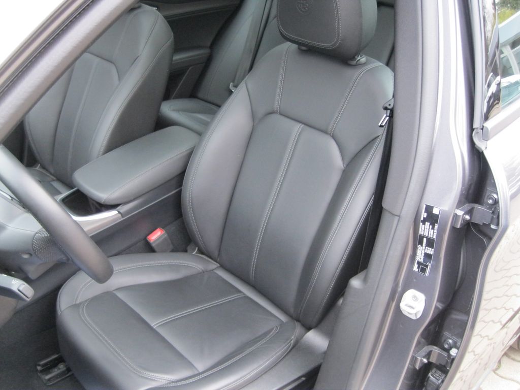 Alfa Romeo Stelvio 2023