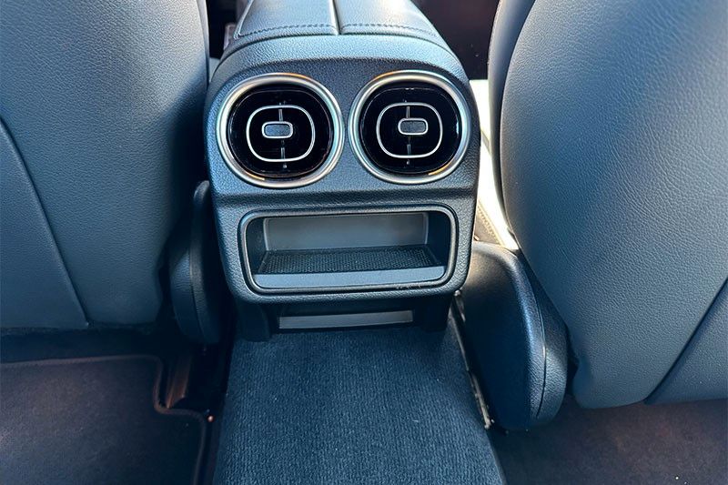 Mercedes-Benz C 300 2024