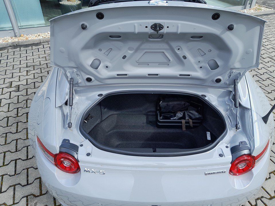 Mazda MX-5 2025