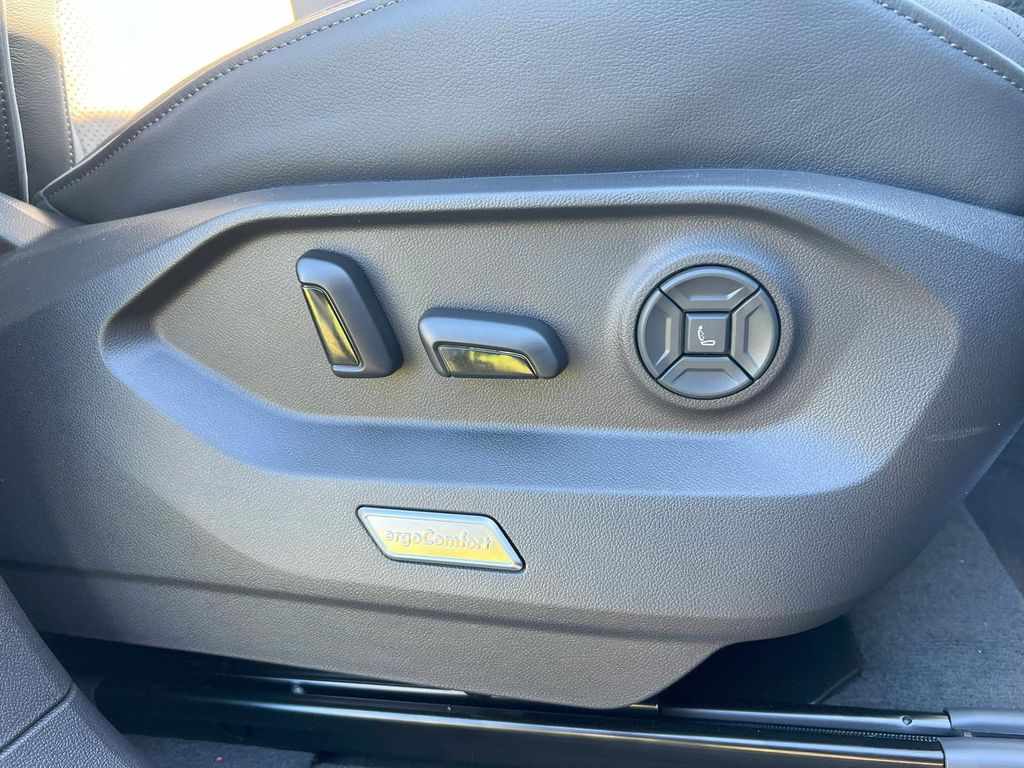 Volkswagen Touareg 2025