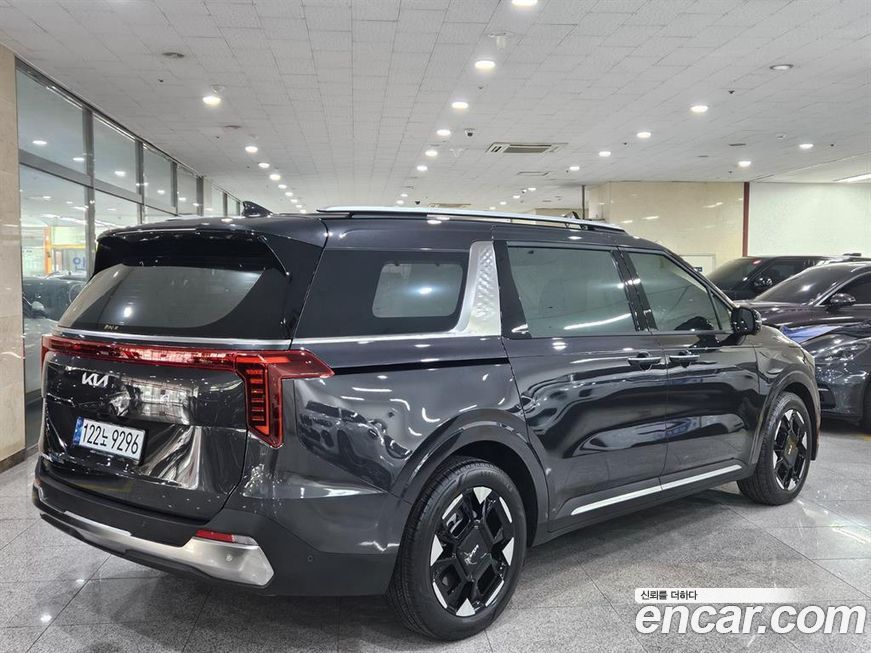 Kia Canival 2025