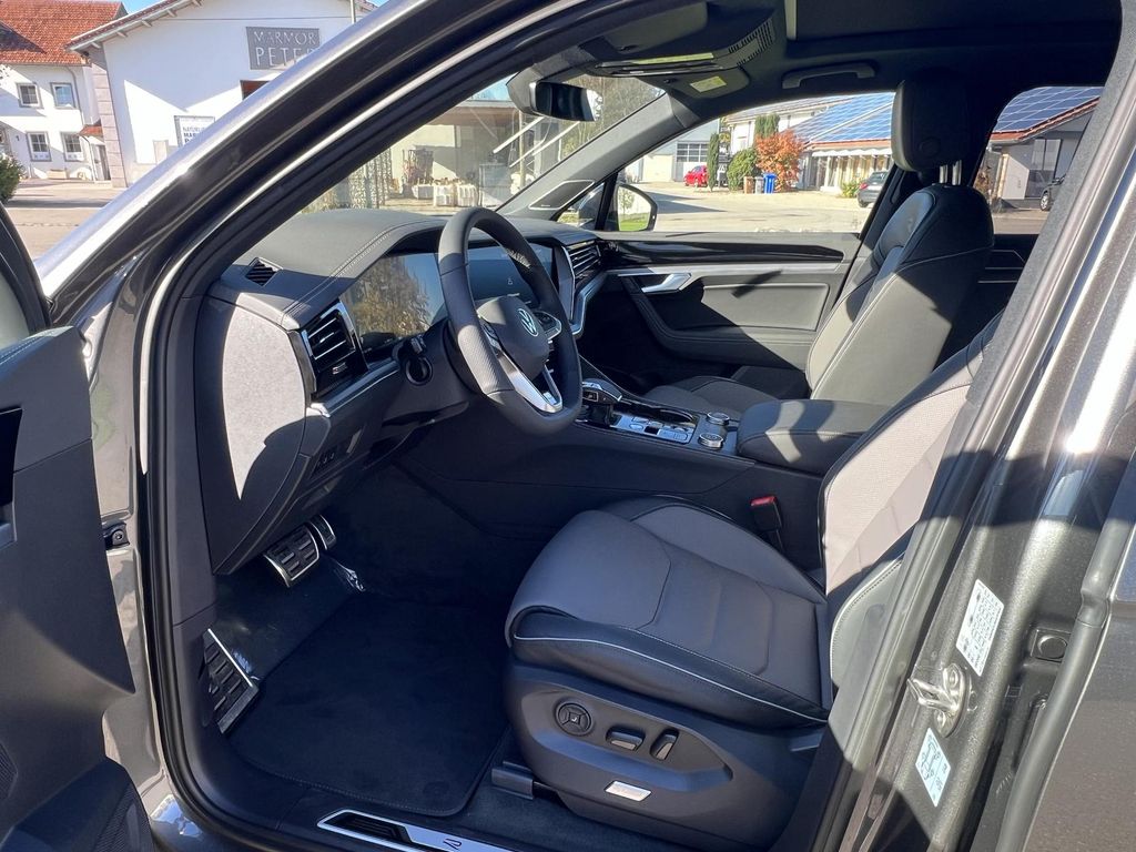 Volkswagen Touareg 2025