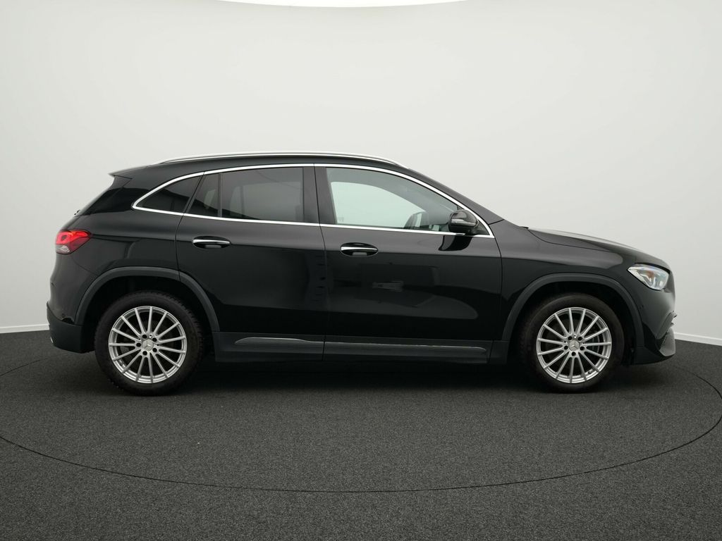 Mercedes-Benz GLA 200 2020