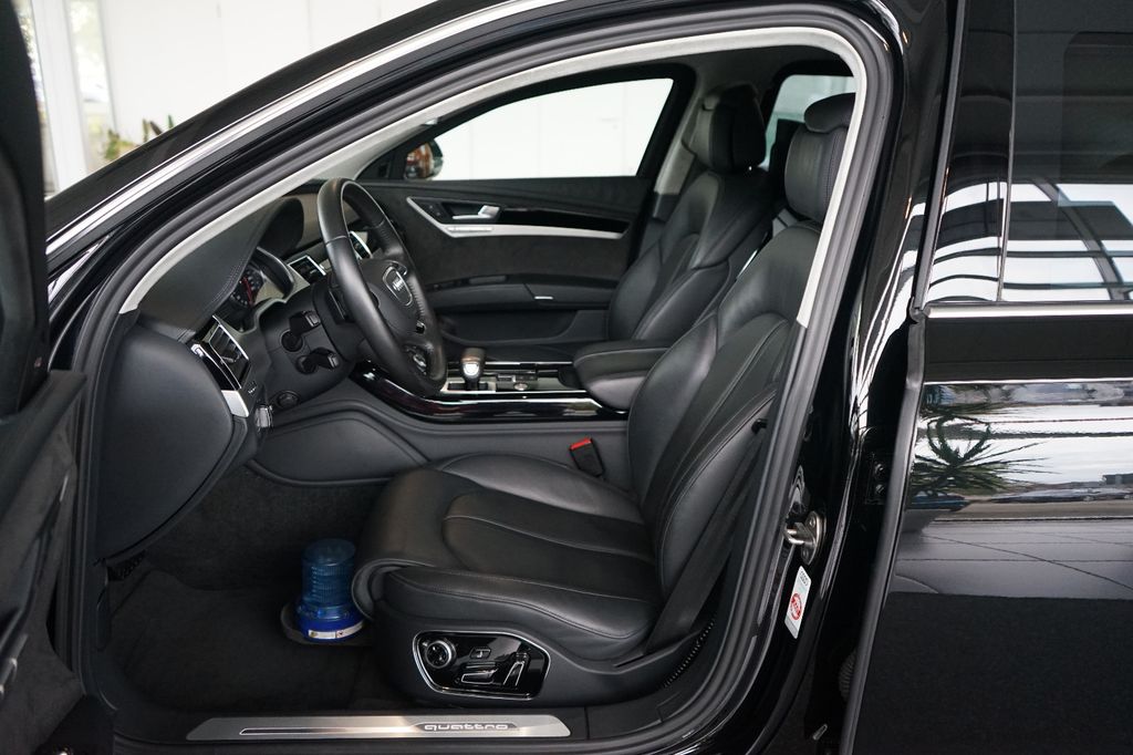 Audi A8 2016