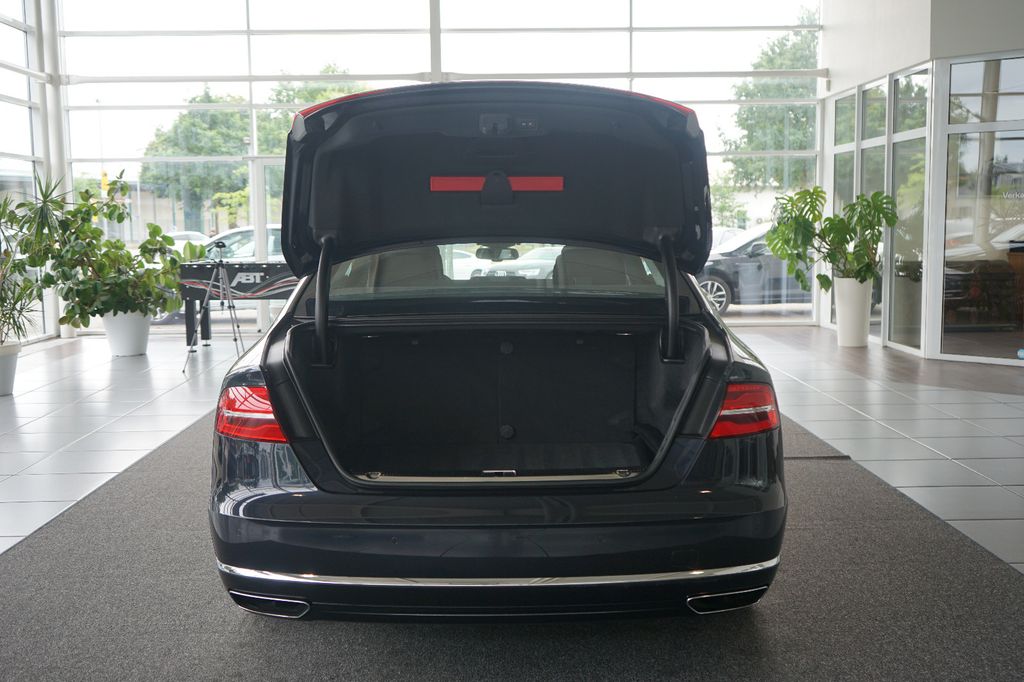 Audi A8 2016