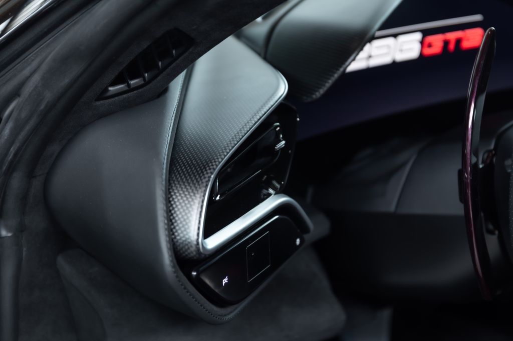 Ferrari 296 GTB 2024