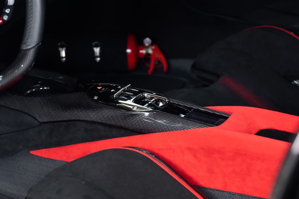 Ferrari 296 GTB 2024