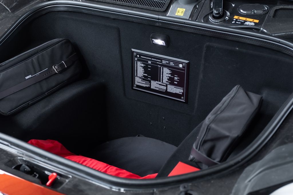 Ferrari 296 GTB 2024