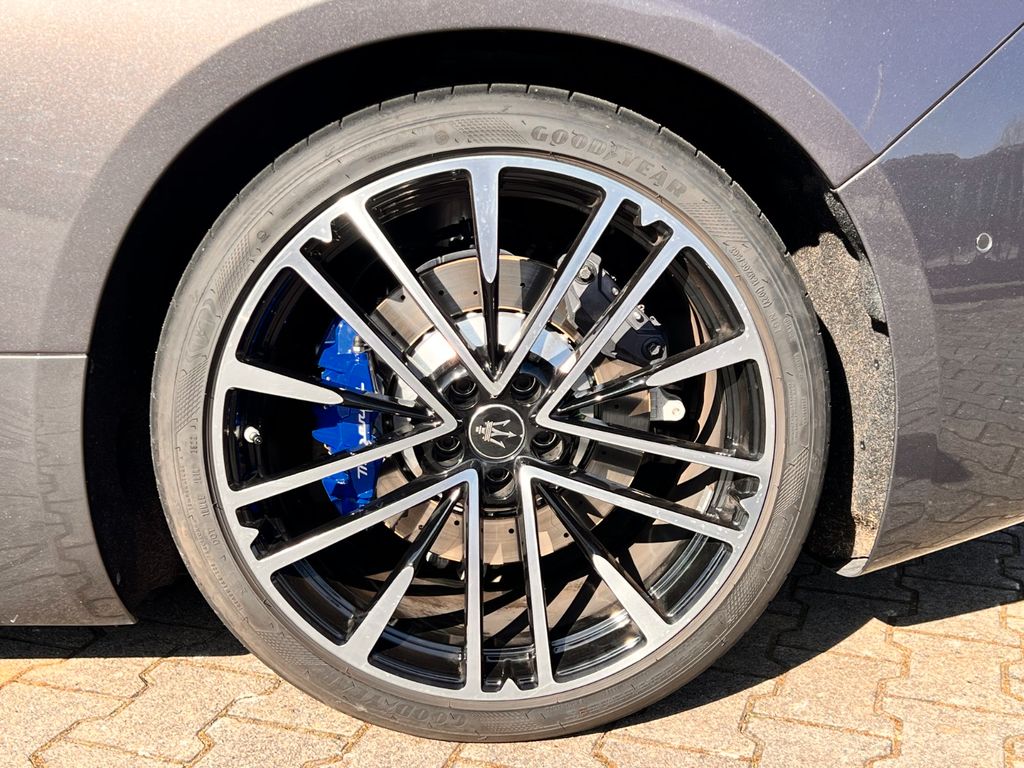 Maserati Granturismo 2023