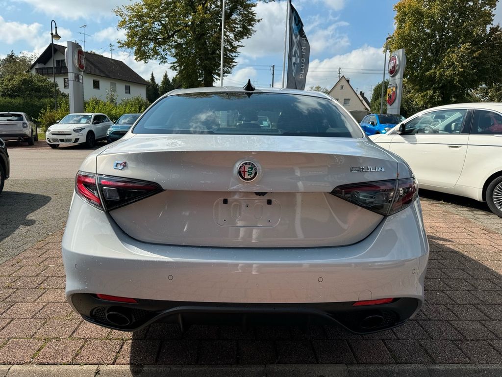 Alfa Romeo Giulia 2024