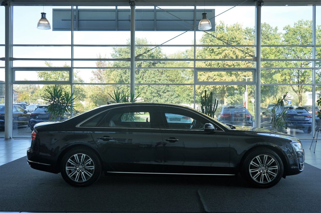 Audi A8 2016