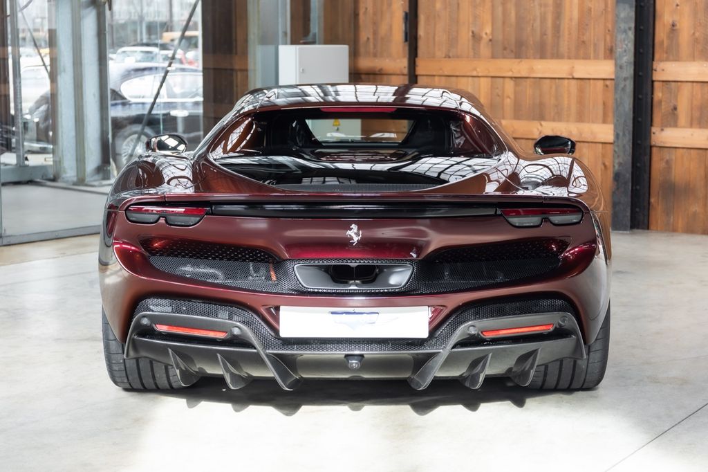 Ferrari 296 GTB 2024