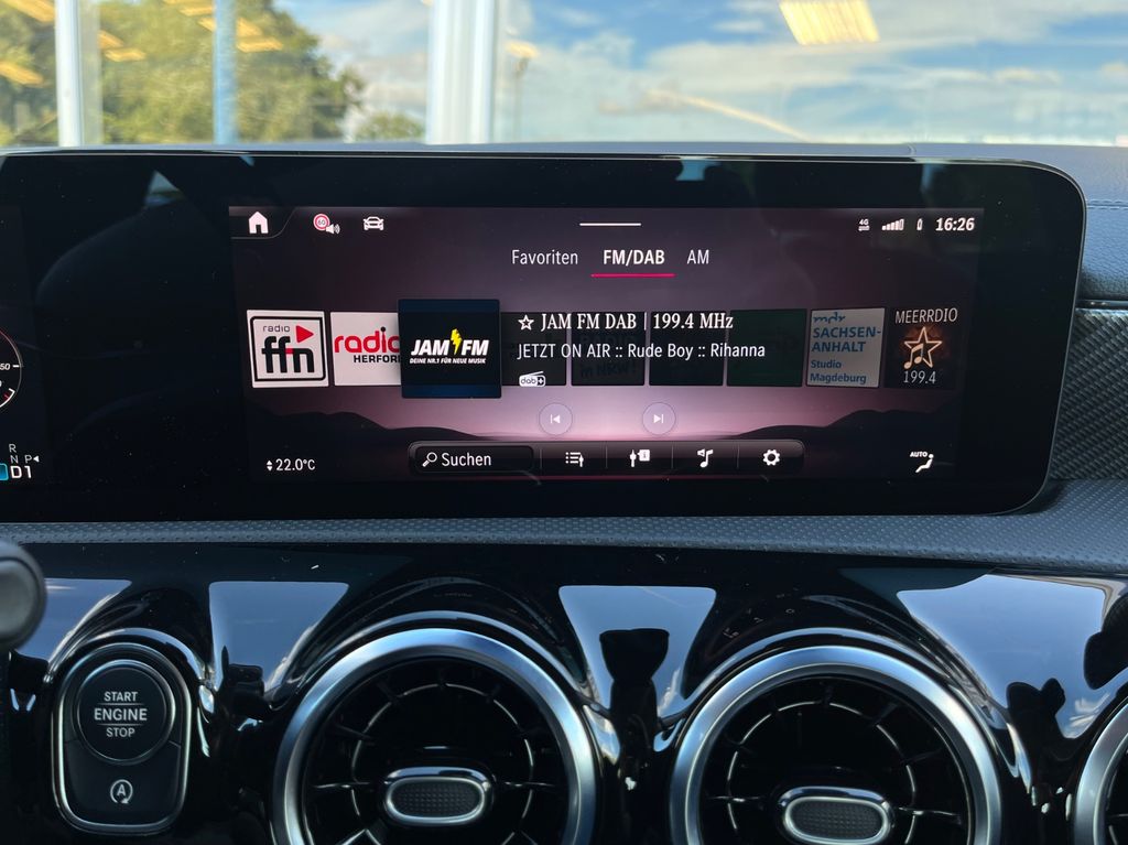 Mercedes-Benz CLA 180 2024