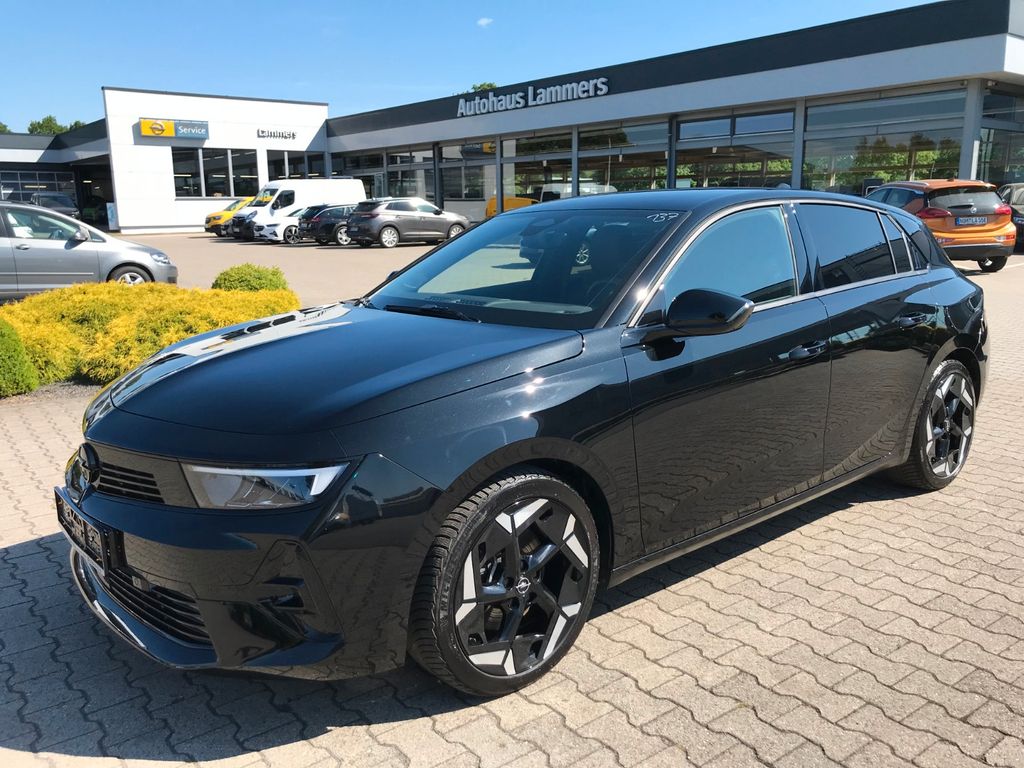 Opel Astra 2024