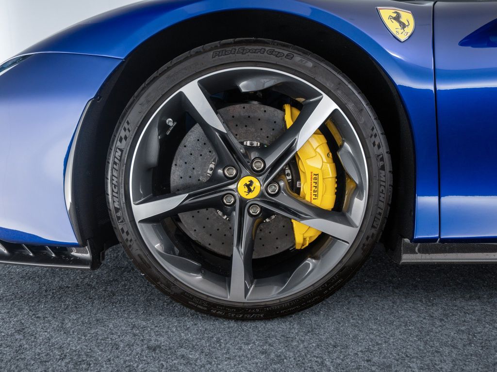 Ferrari SF90 2023