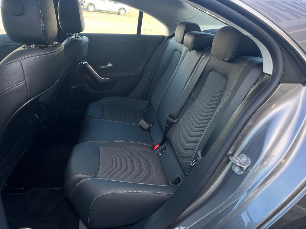 Mercedes-Benz CLA 180 2024