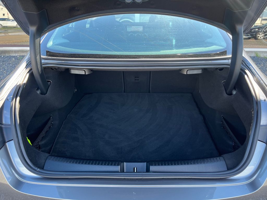 Mercedes-Benz CLA 180 2024