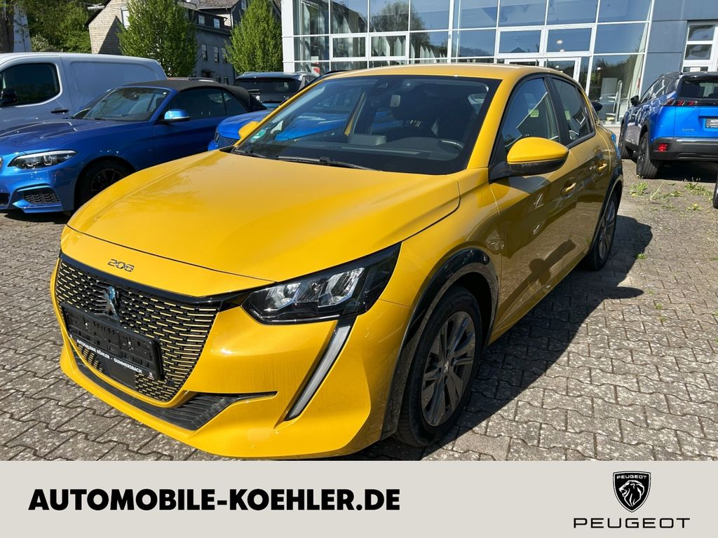 Peugeot 208 2021