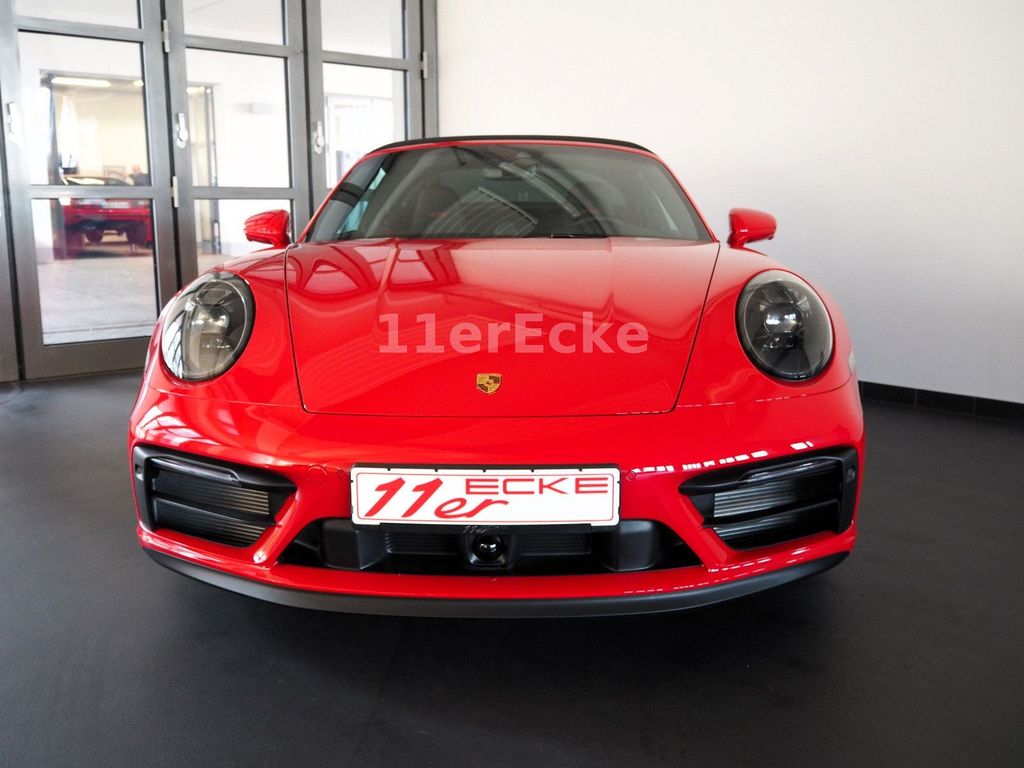 Porsche 992 2024