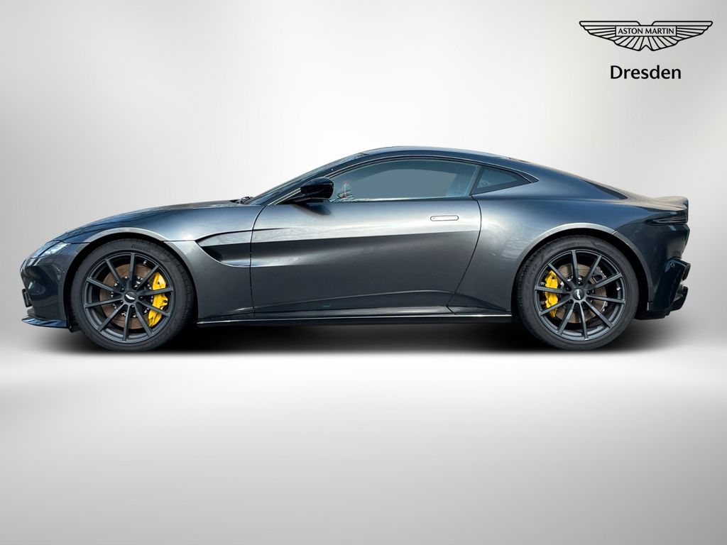 Aston Martin V8 Vantage 2023