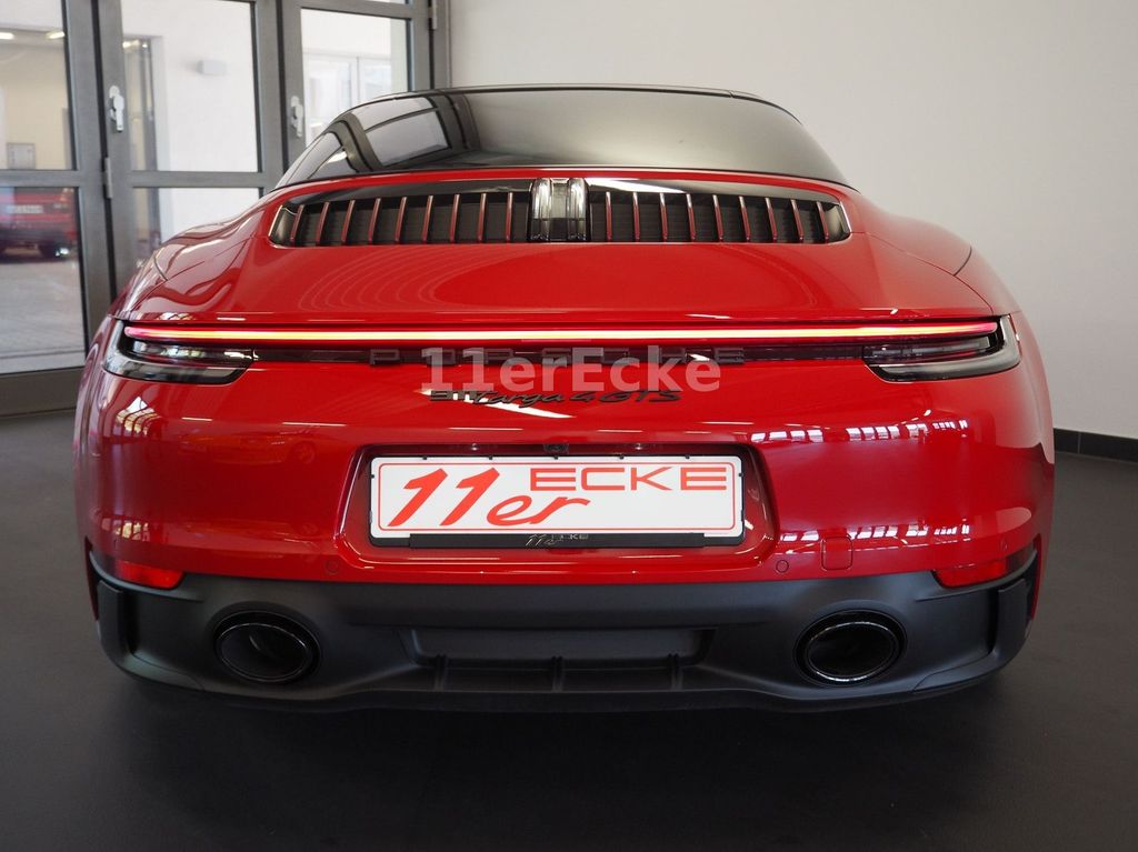 Porsche 992 2024
