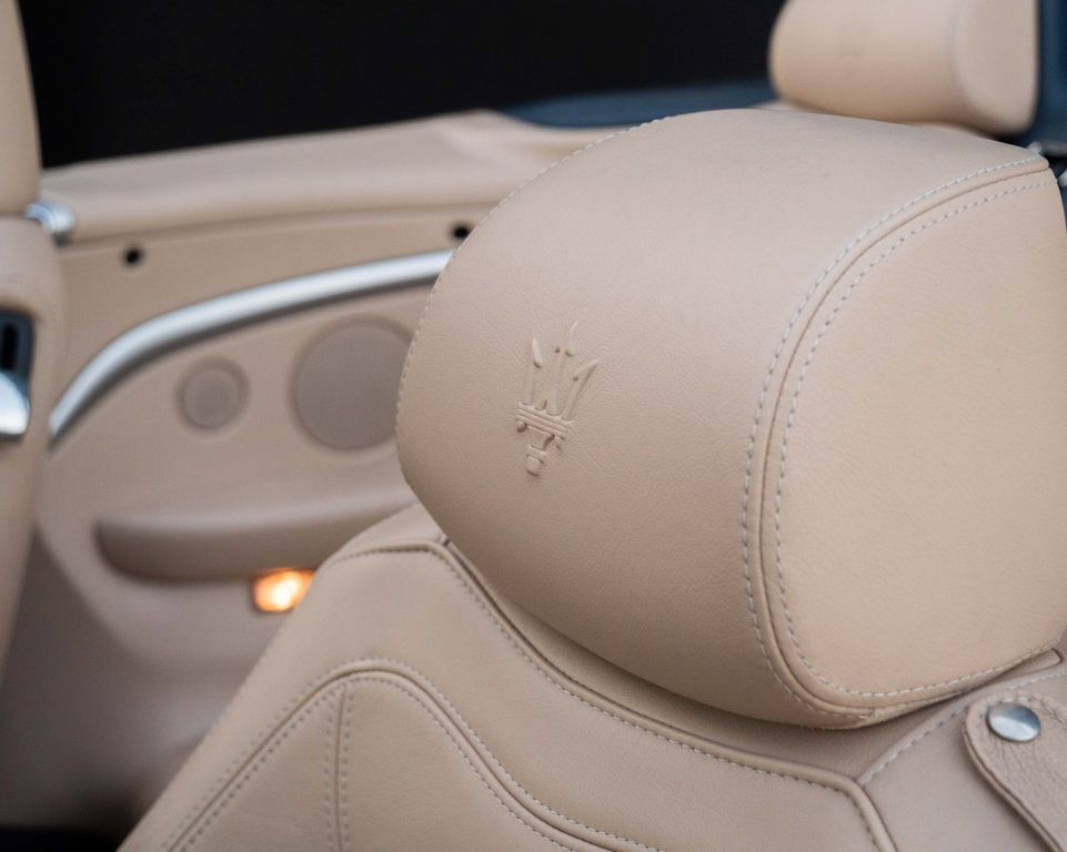 Maserati GranCabrio 2011