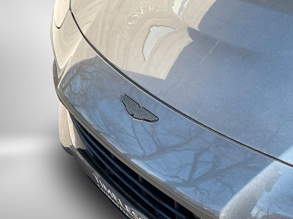 Aston Martin V8 Vantage 2023