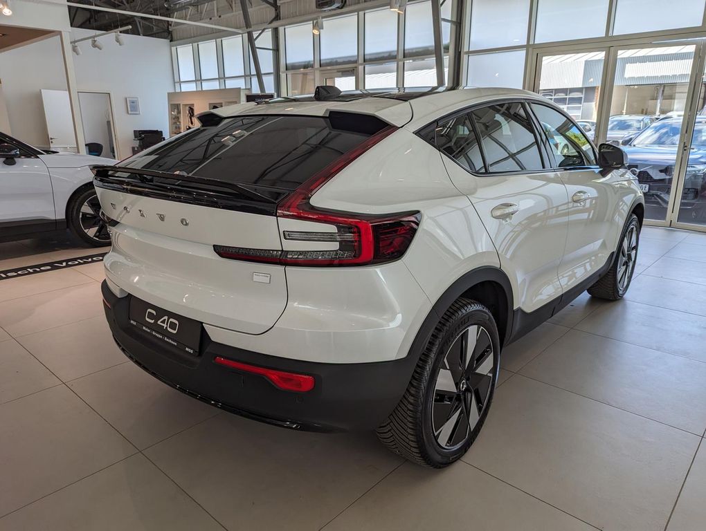 Volvo C40 2024