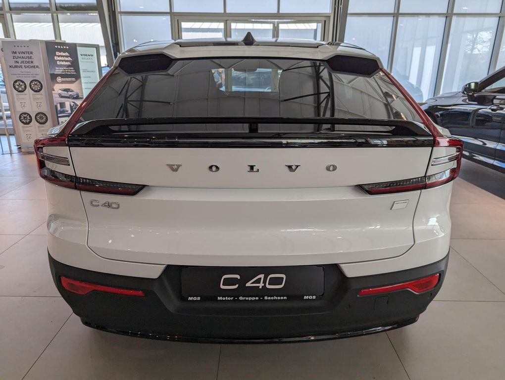Volvo C40 2024
