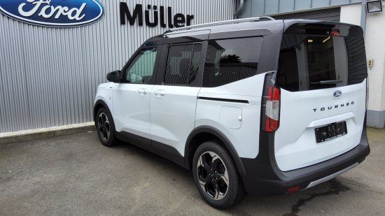 Ford Tourneo Courier 2024
