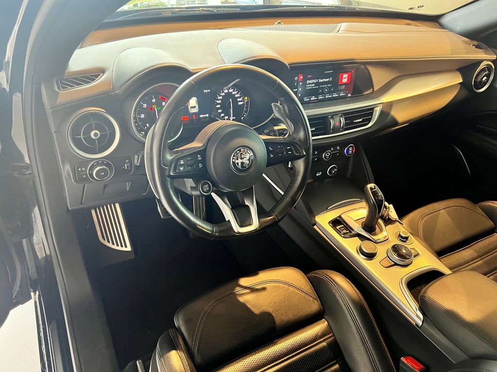 Alfa Romeo Stelvio 2020