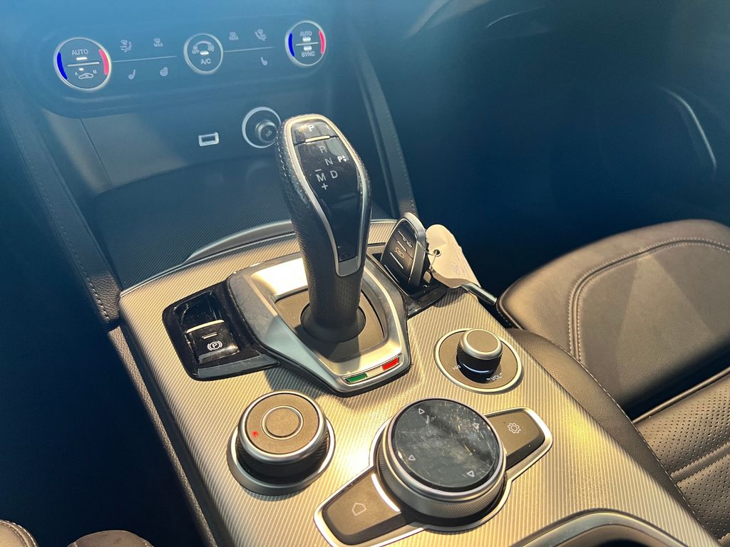 Alfa Romeo Stelvio 2020