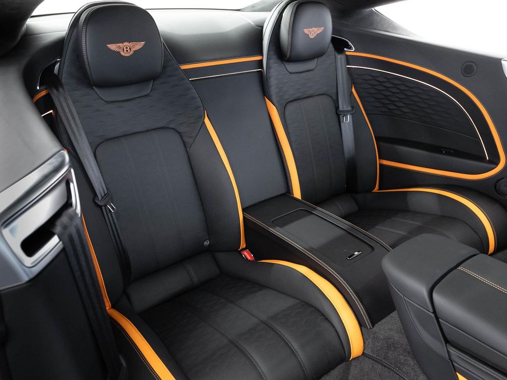 Bentley Continental GT 2025