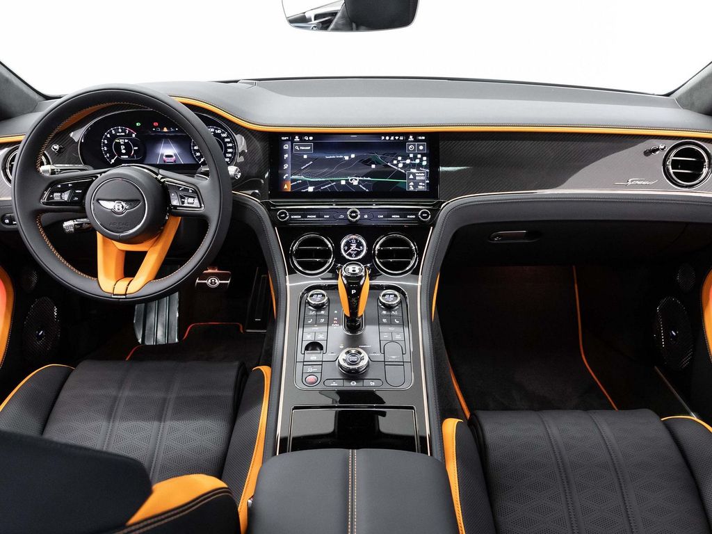 Bentley Continental GT 2025