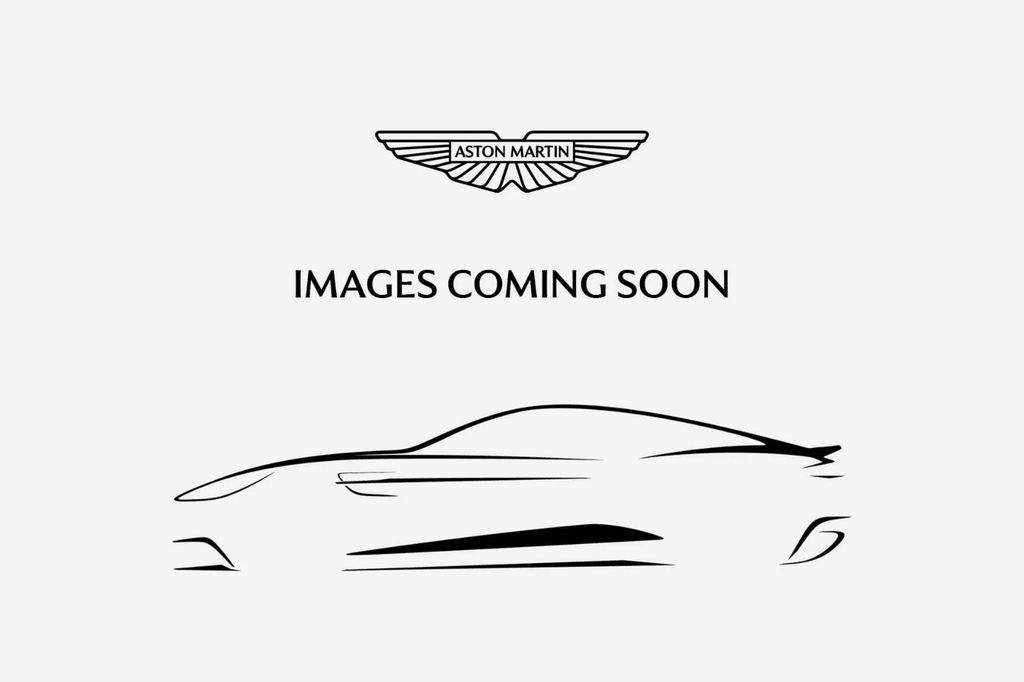 Aston Martin DBS 2024