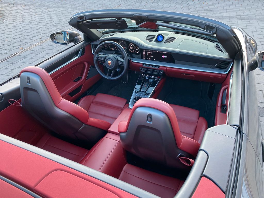 Porsche 992 2020