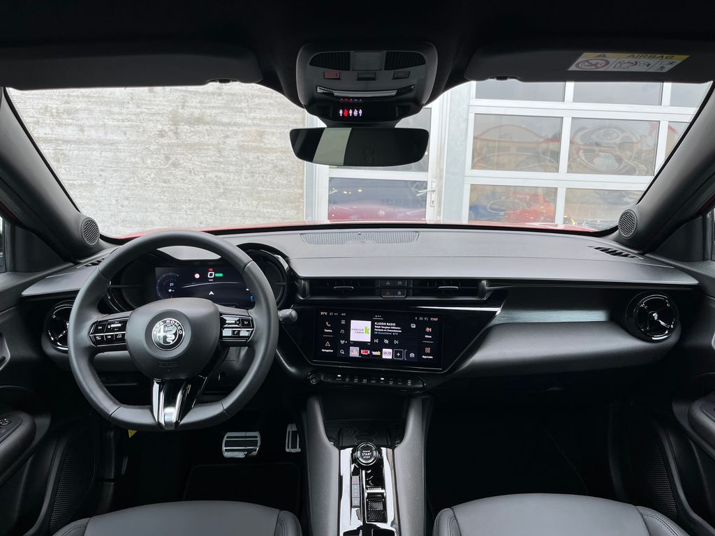 Alfa Romeo Junior 2024